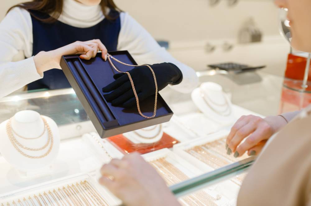 Marcas de semijoias com vendas online fatura R$ 12 milhões